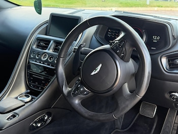 Used Aston Martin DB11 2019 for sale - 78784014: Photo