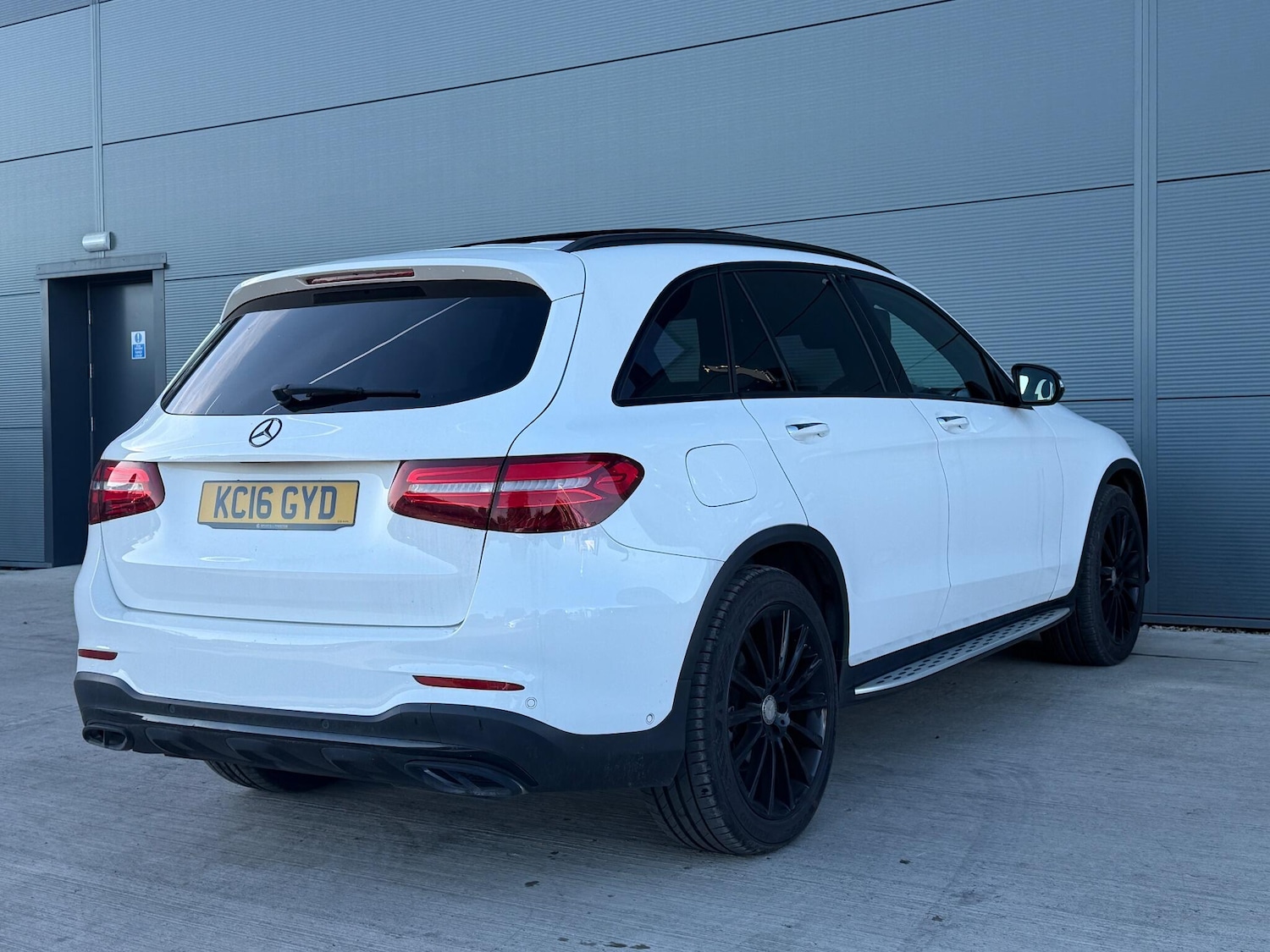 Used Mercedes-Benz GLC 2016 for sale - 76666778: Photo 12