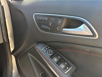 Used Mercedes-Benz GLA 2015 for sale - 78448556: Photo