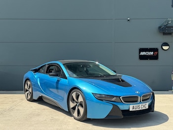 Used BMW i8 2015 for sale - 79279675: Photo