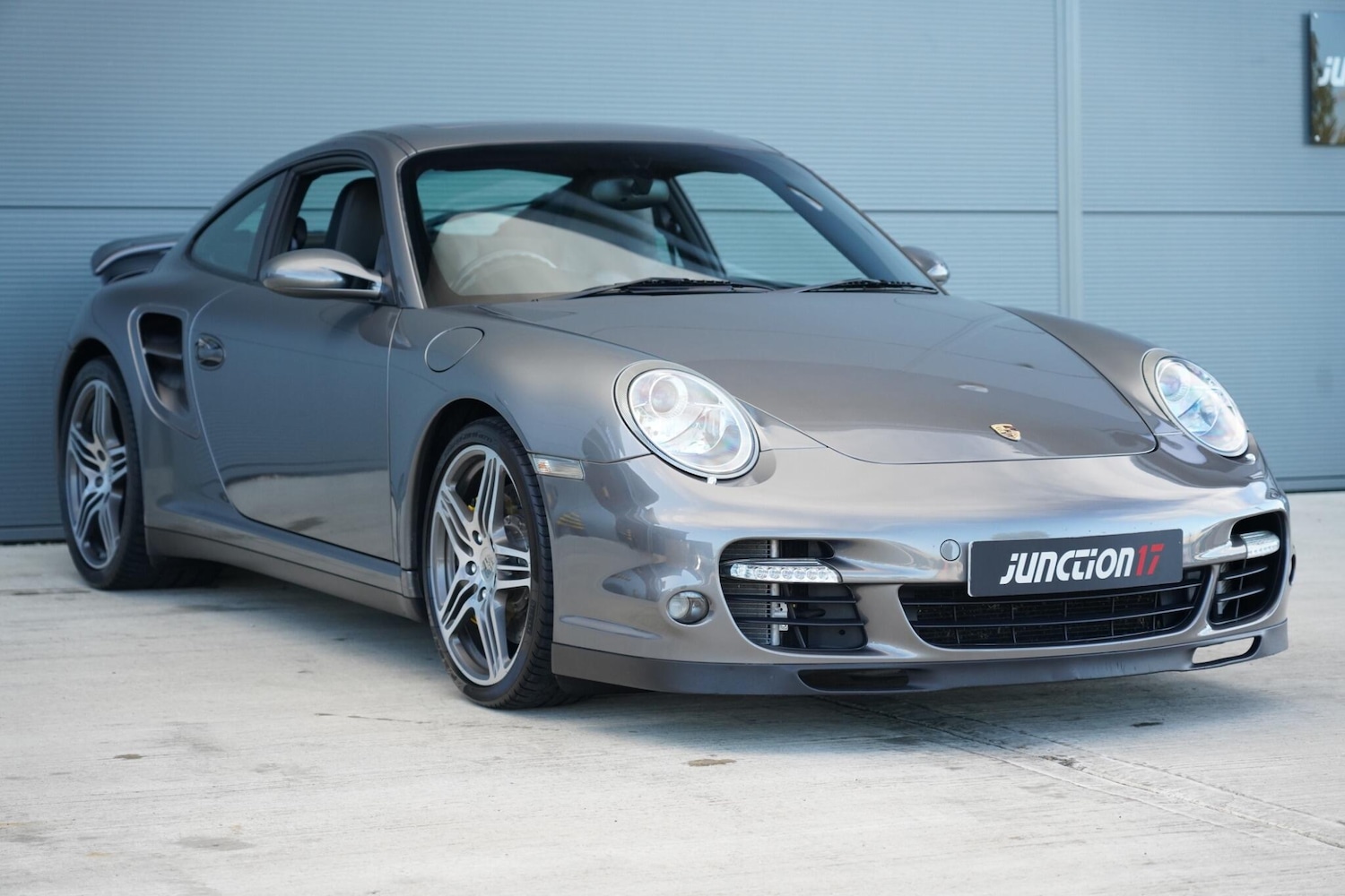 Used Porsche 911 for sale - 76659282: Photo 3