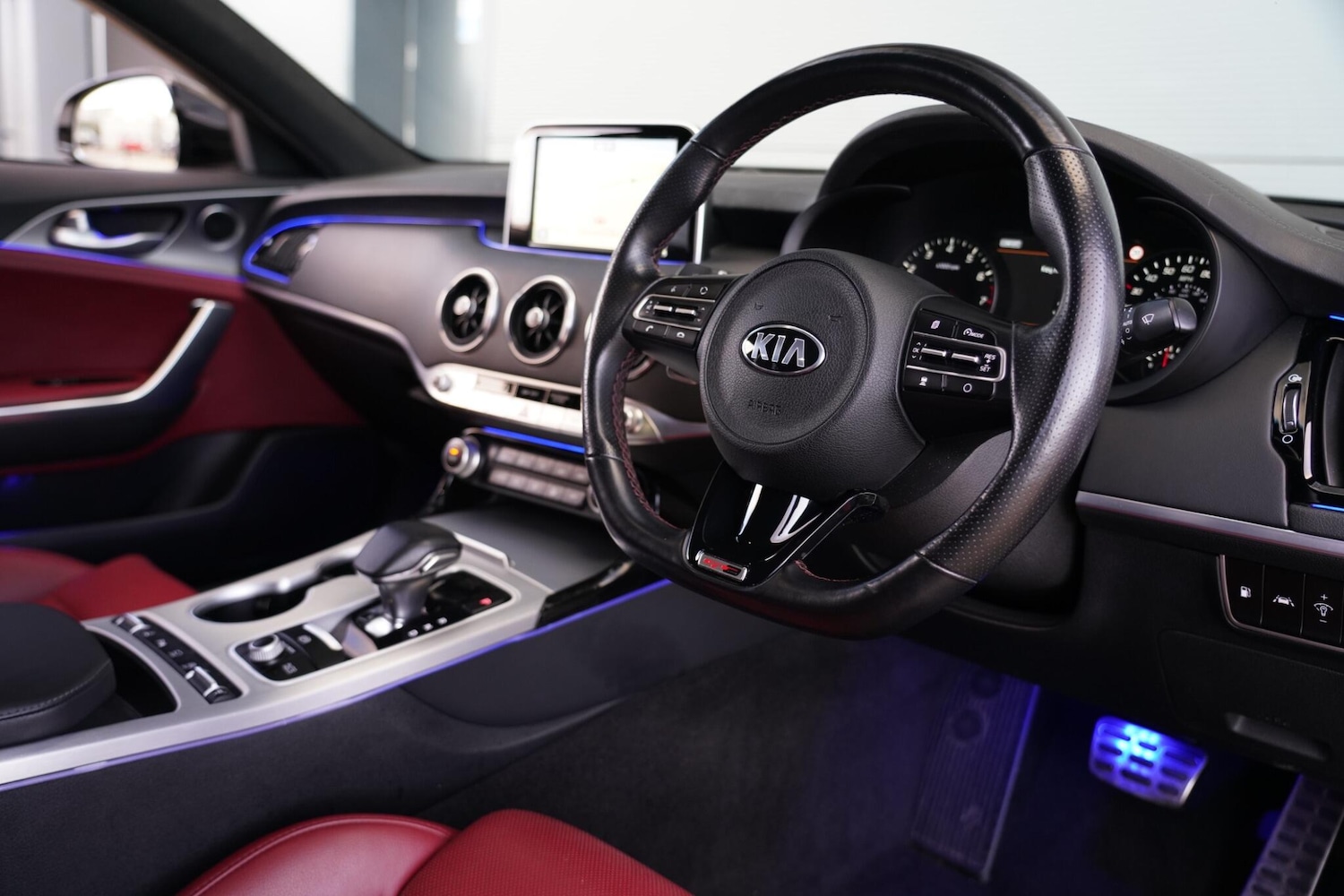 Used Kia Stinger 2018 for sale - 76658165: Photo 12