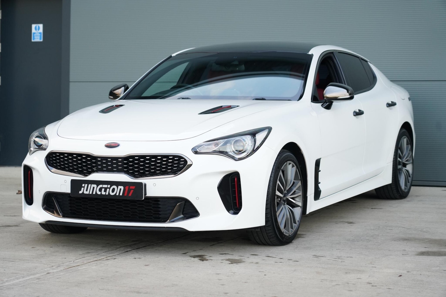 Used Kia Stinger 2018 for sale - 76658165: Photo 6