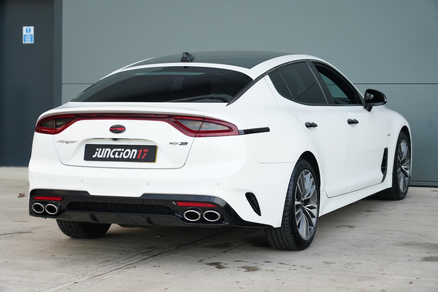 Used Kia Stinger 2018 for sale - 76658165: Photo 9