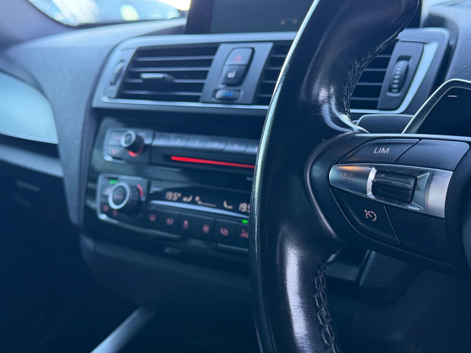 Used BMW 2 Series 2015 for sale - 76801204: Photo 4