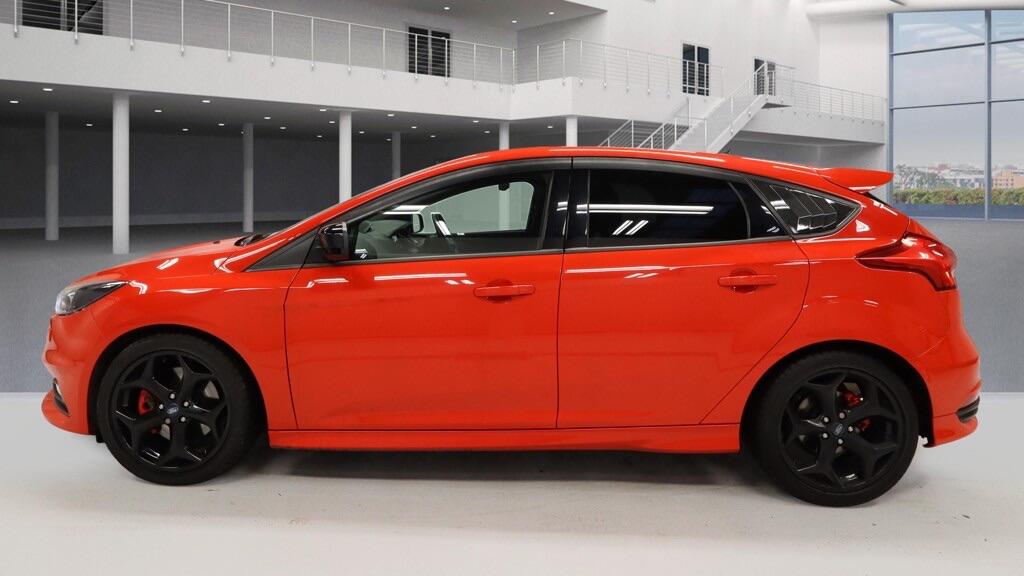 Used Ford Focus 2018 for sale - 76801641: Photo 6