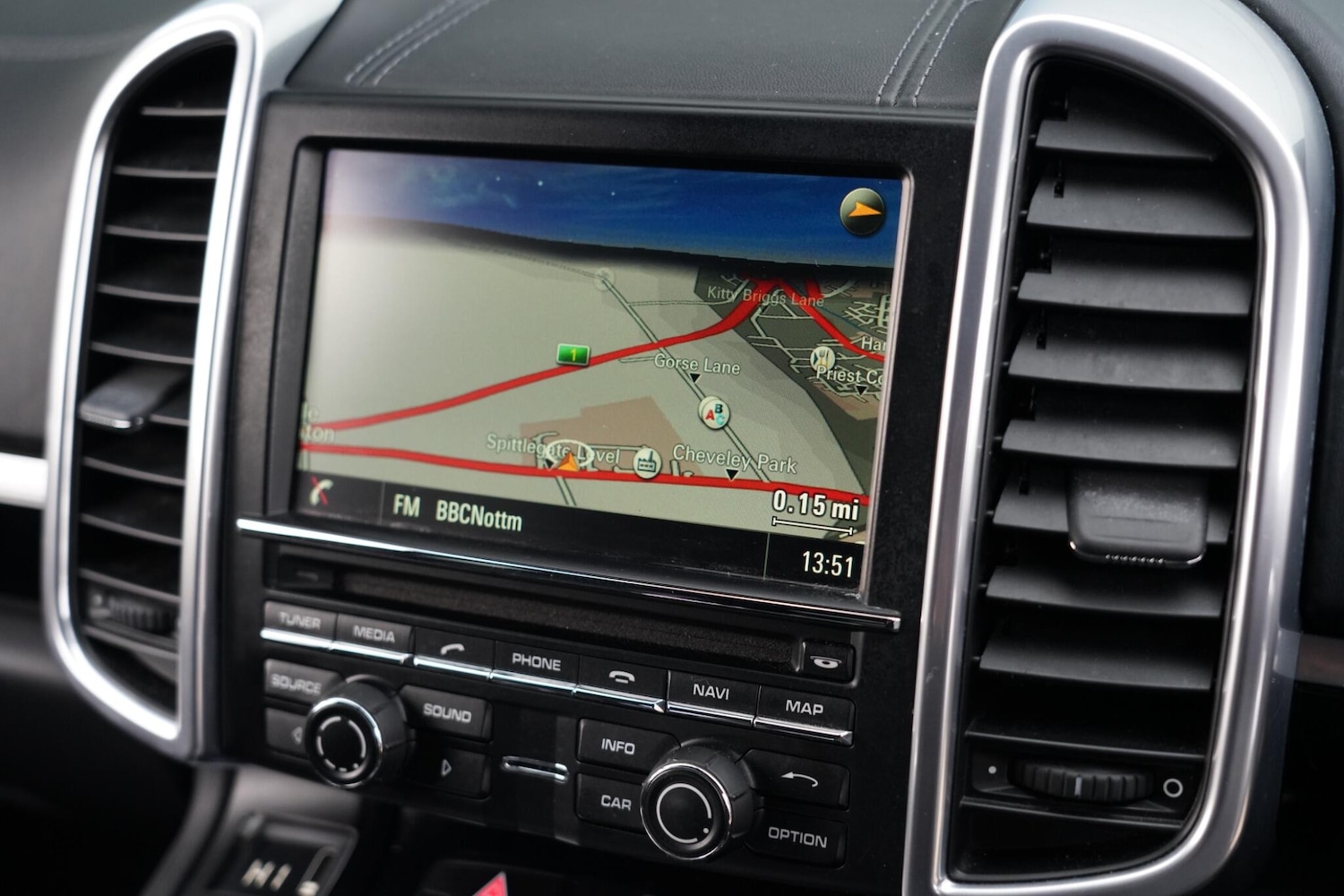 Used Porsche Cayenne 2016 for sale - 77144370: Photo 24