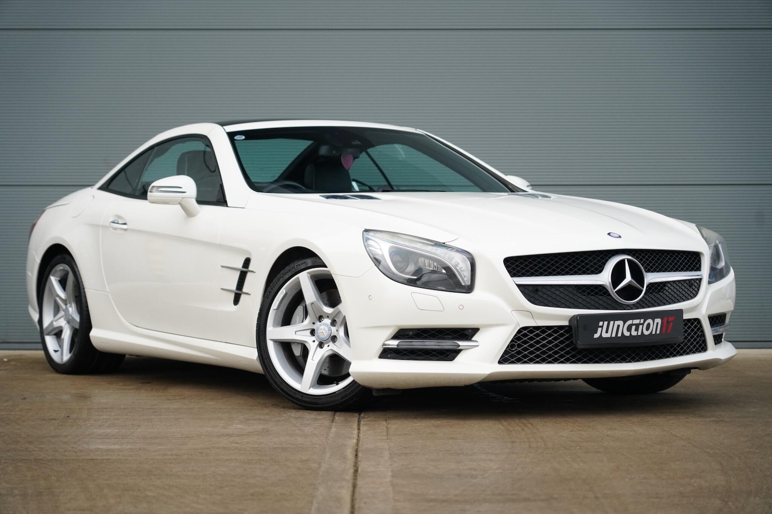 Used Mercedes-Benz SL 2012 for sale - 76850479: Photo 10
