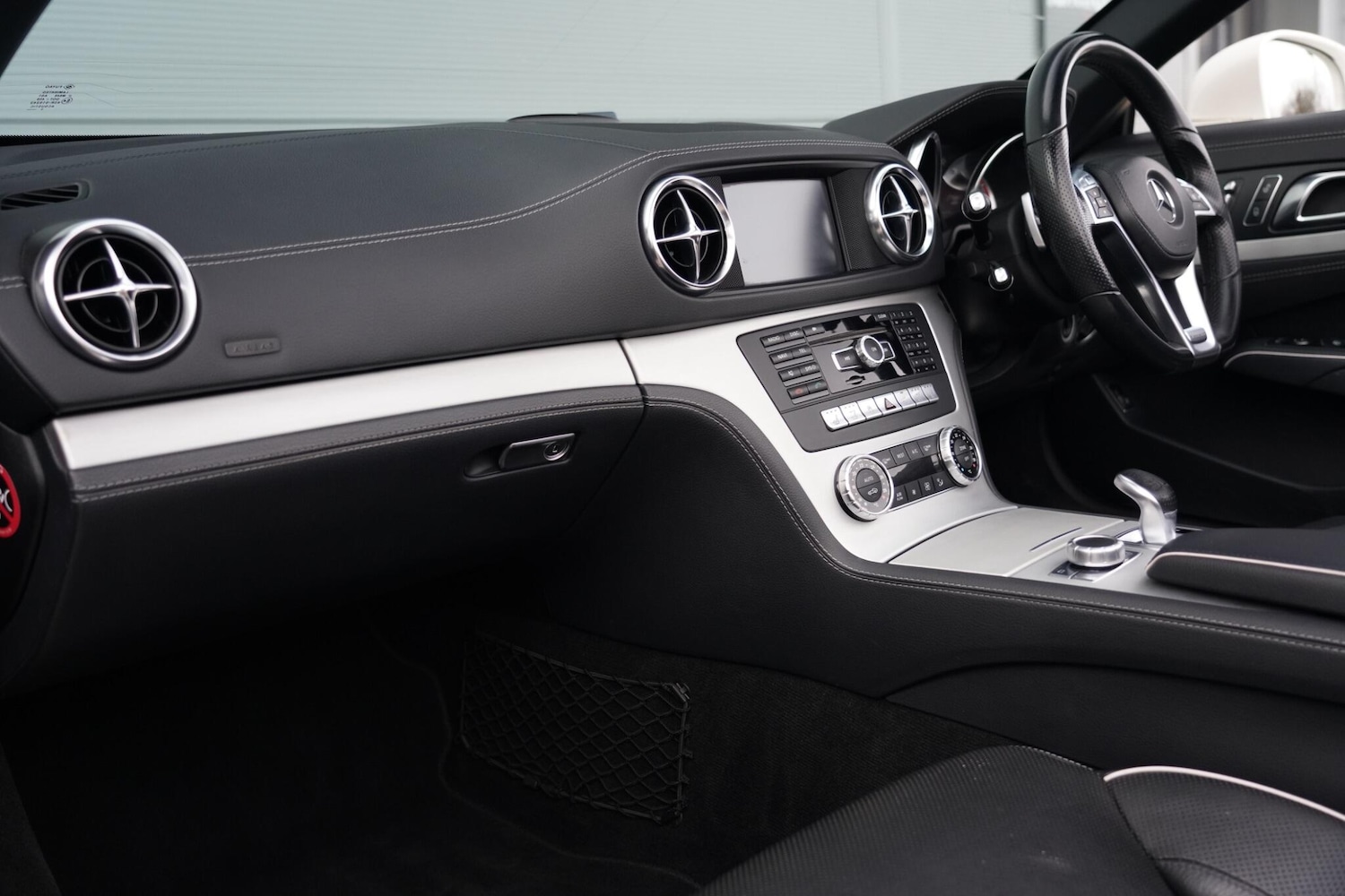 Used Mercedes-Benz SL 2012 for sale - 76850479: Photo 16