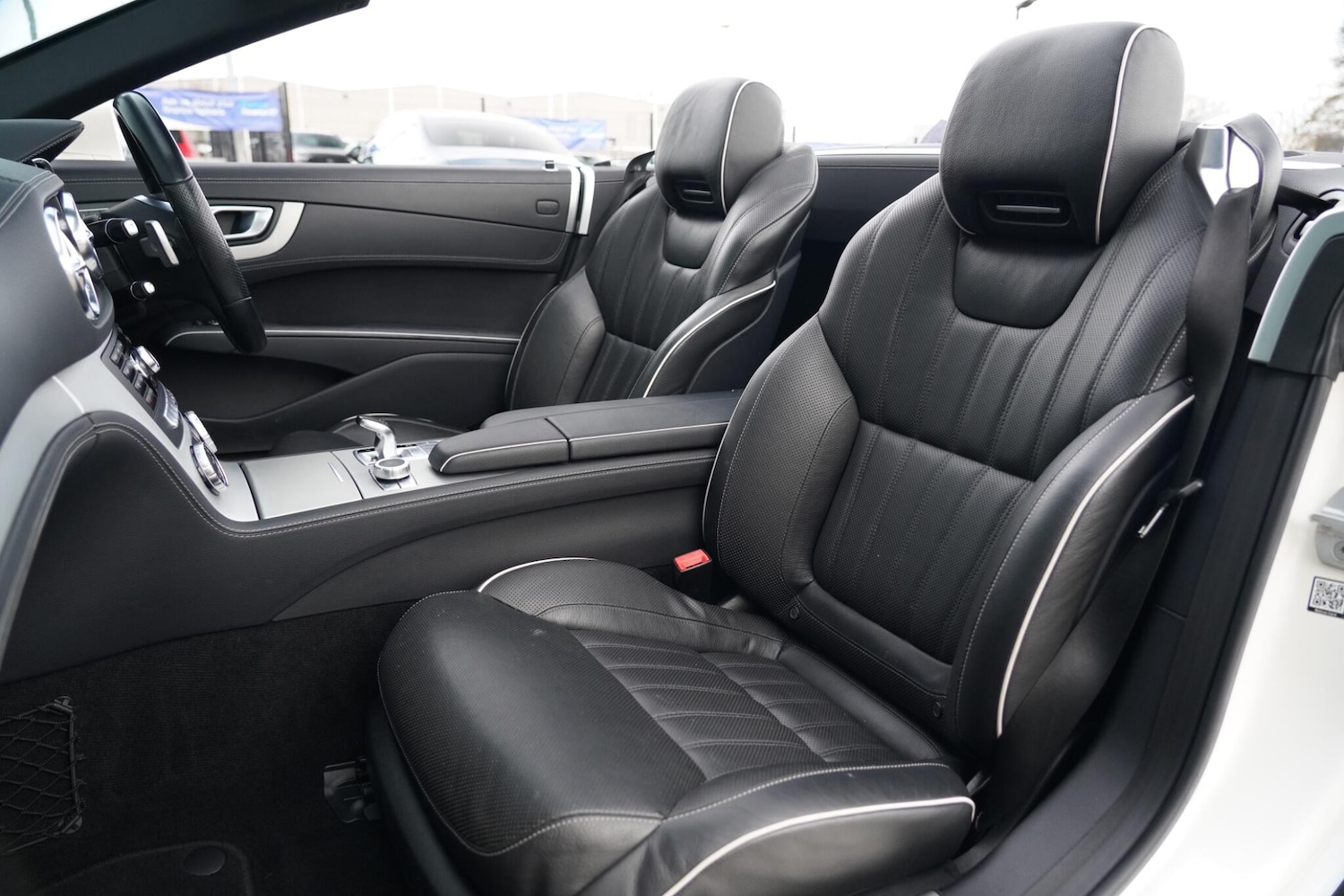 Used Mercedes-Benz SL 2012 for sale - 76850479: Photo 17