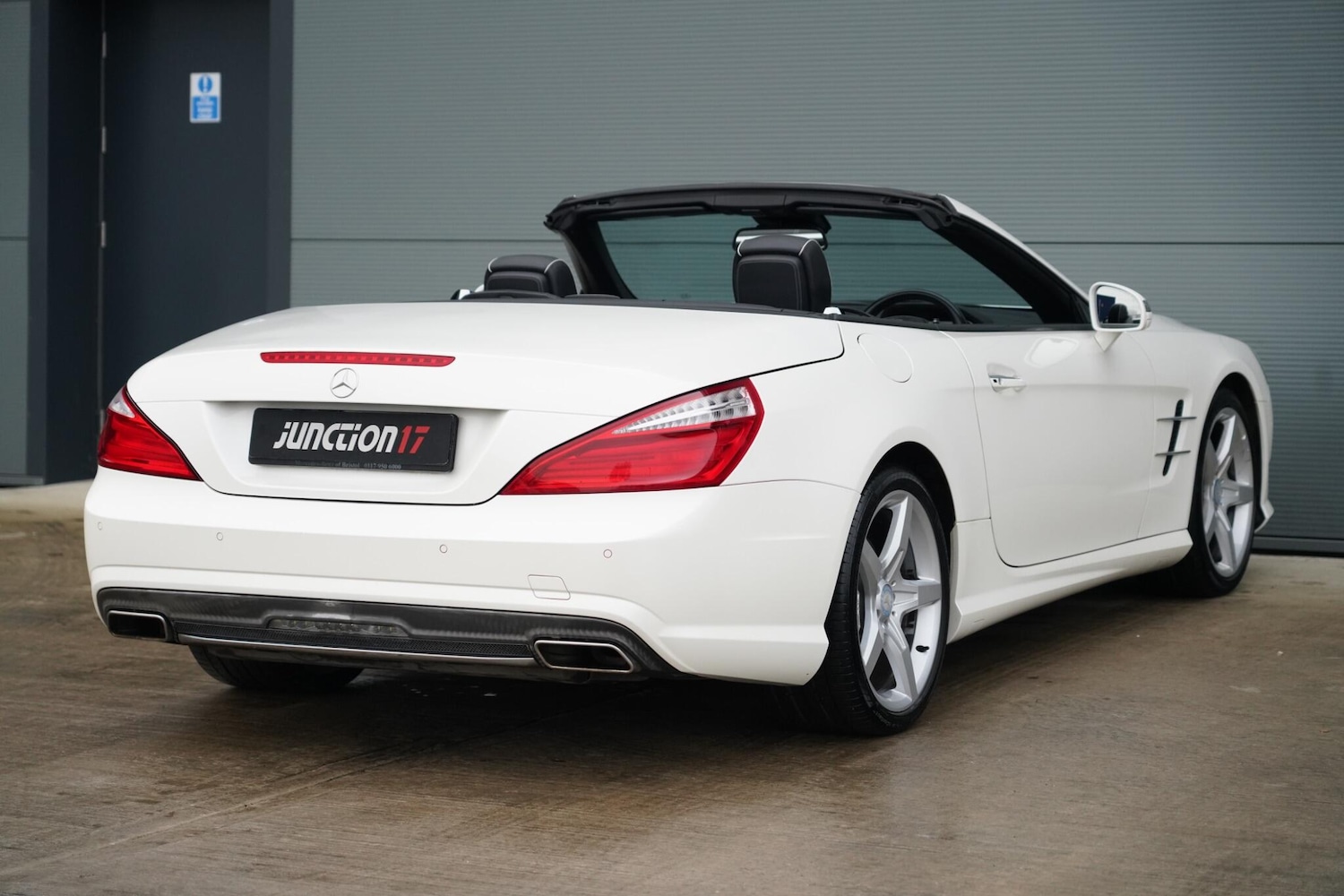 Used Mercedes-Benz SL 2012 for sale - 76850479: Photo 9
