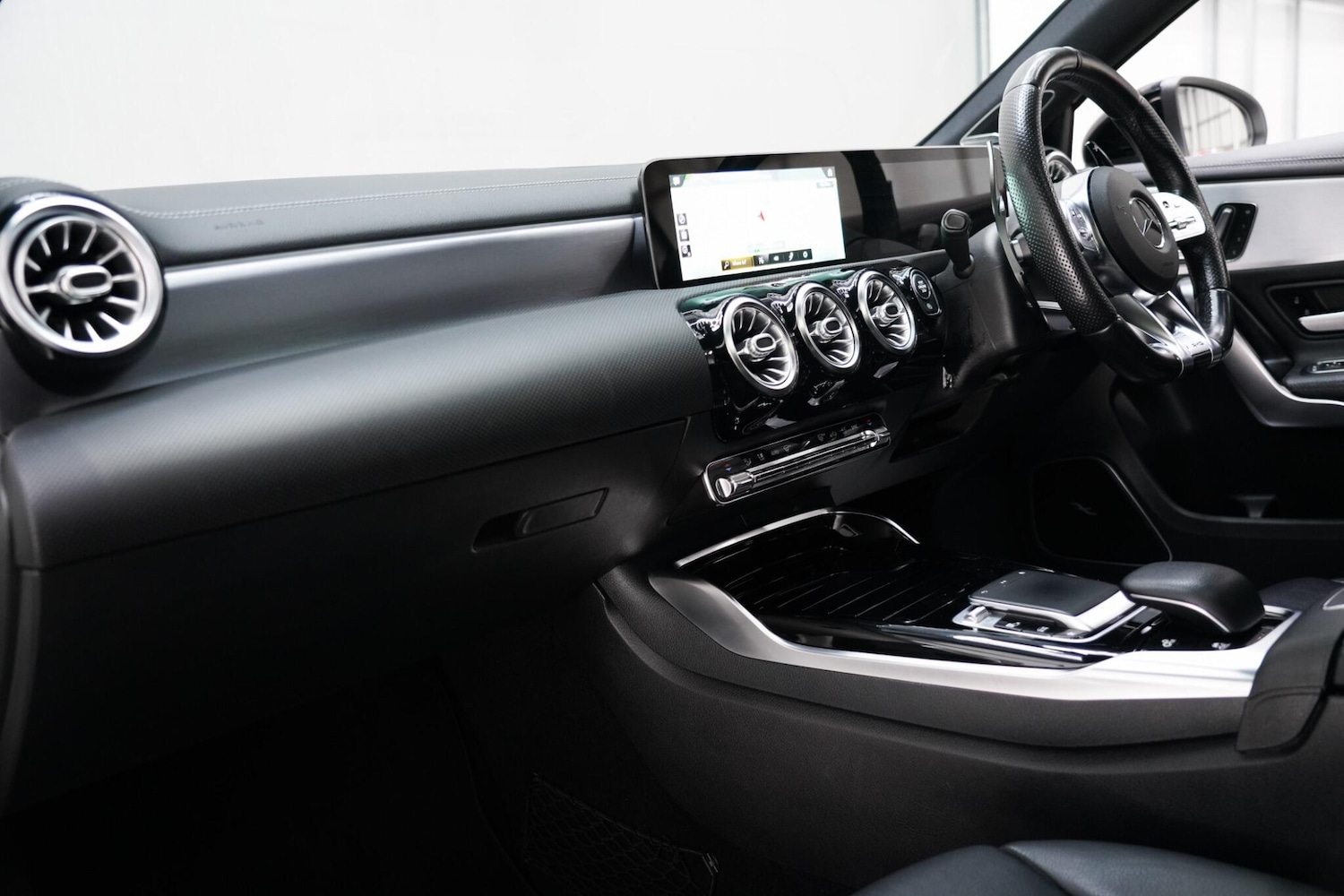 Used Mercedes-Benz A-Class 2019 for sale - 76658431: Photo 12