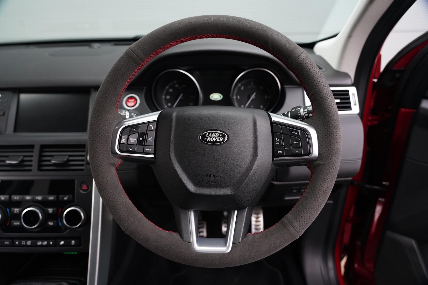 Used Land Rover Discovery Sport 2016 for sale - 77958520: Photo 6