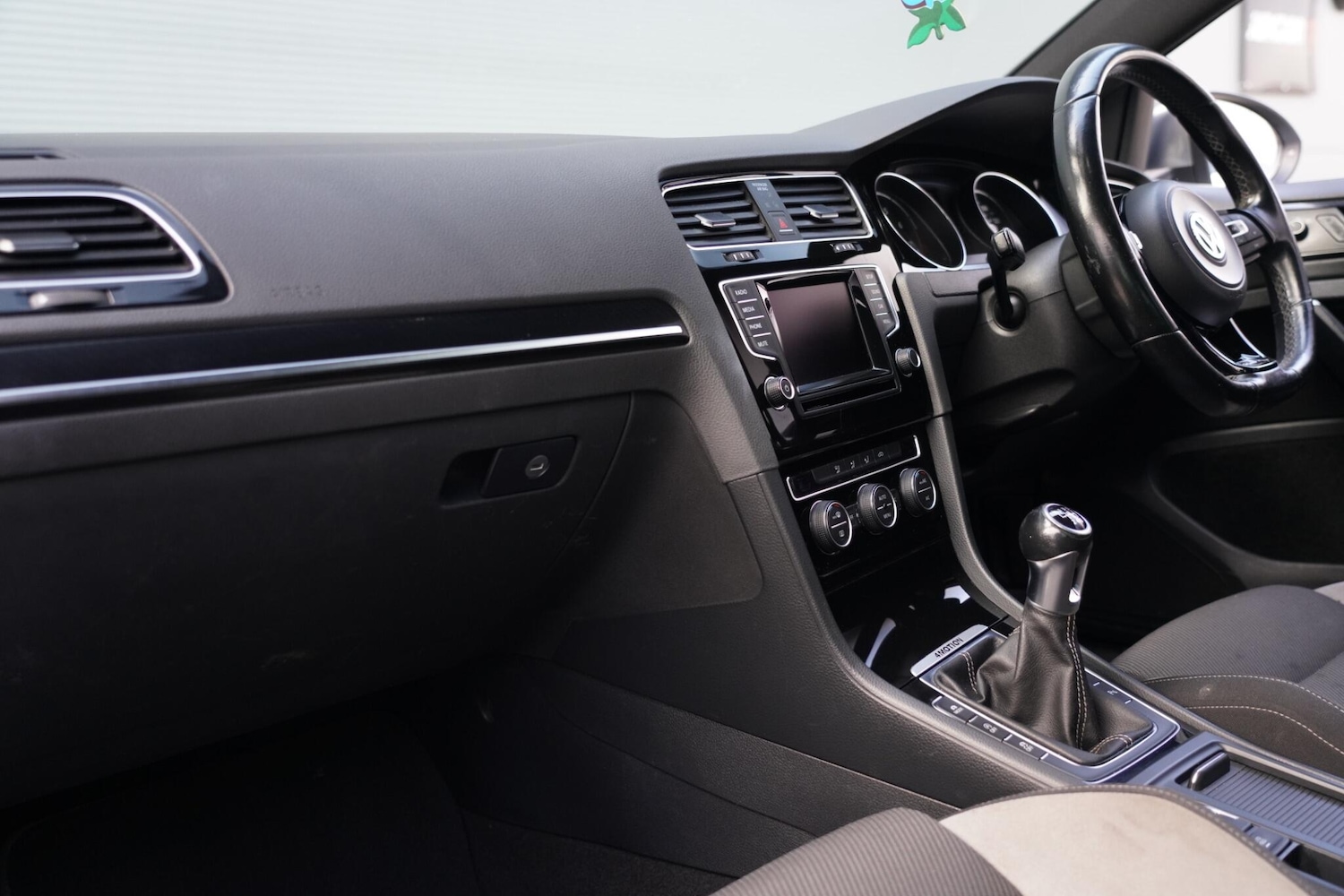 Used Volkswagen Golf 2015 for sale - 77203149: Photo 14