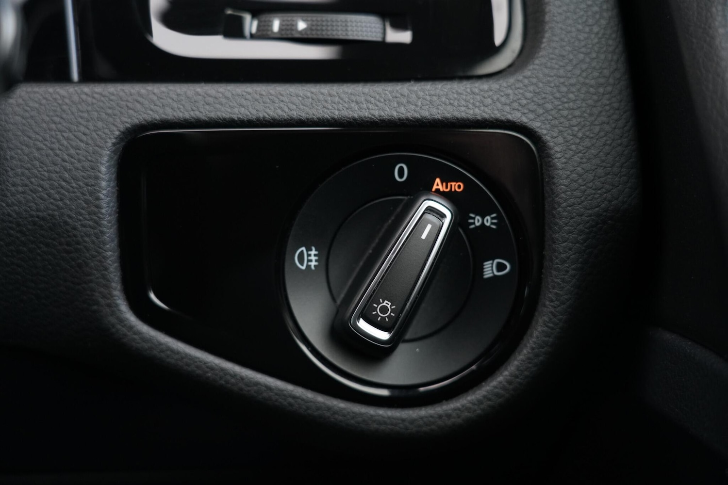 Used Volkswagen Golf 2015 for sale - 77203149: Photo 30