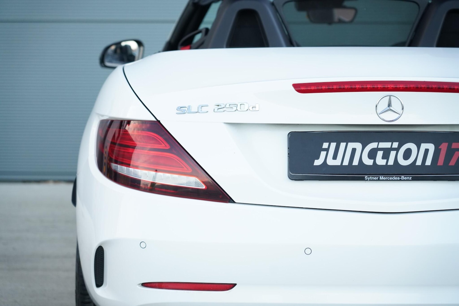 Used Mercedes-Benz SLC 2016 for sale - 76658320: Photo 19