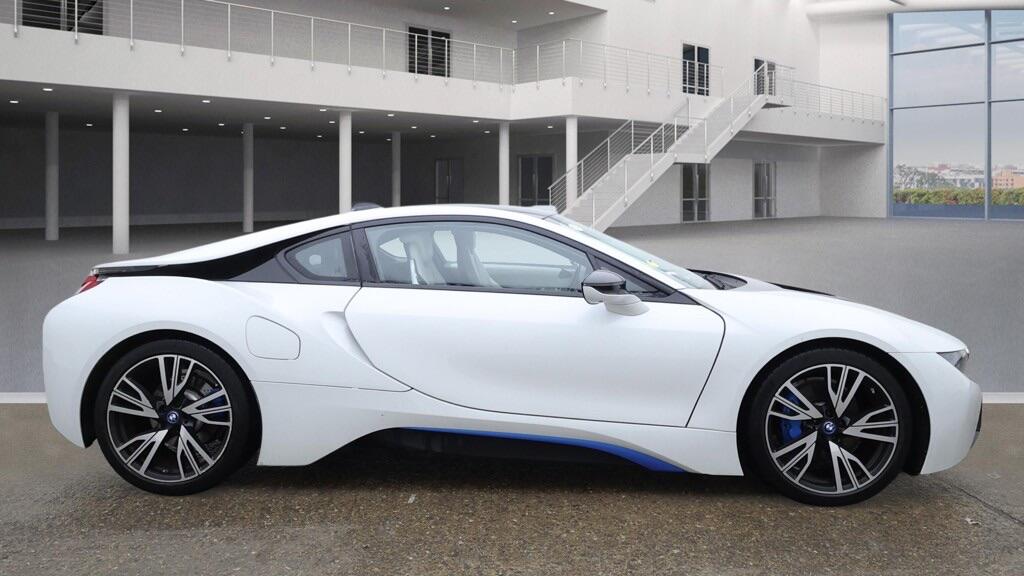 Used BMW i8 2018 for sale - 76994175: Photo 10