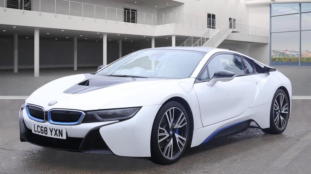 Used BMW i8 2018 for sale - 76994175: Photo 2