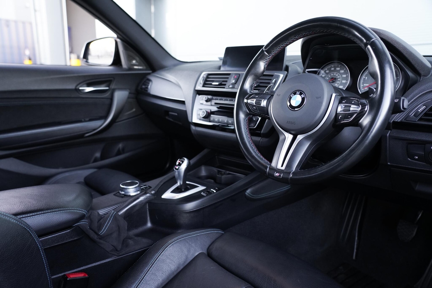 Used BMW M2 2017 for sale - 77144661: Photo 2