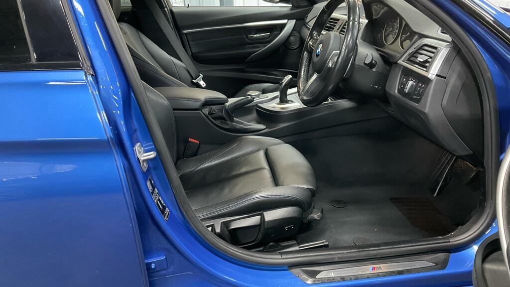 Used BMW 3 Series 2019 for sale - 76994798: Photo 13