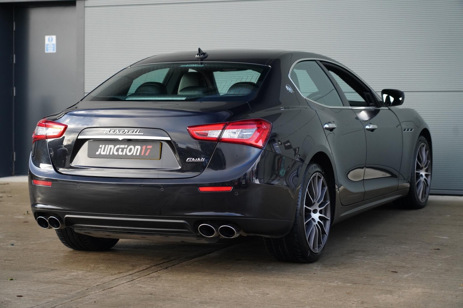 Used Maserati Ghibli 2017 for sale - 76657699: Photo 9