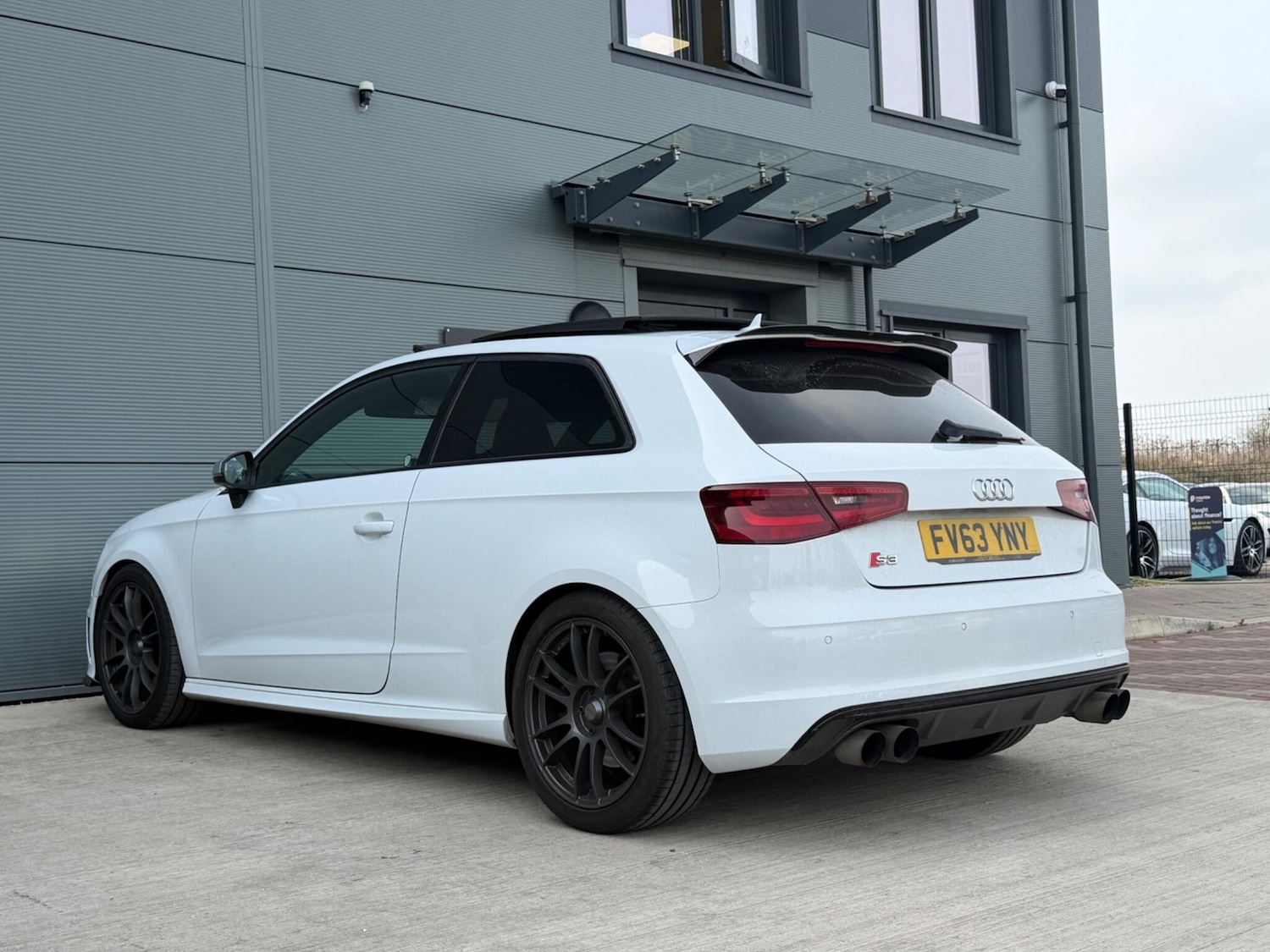 Used Audi A3 2014 for sale - 77970537: Photo 10