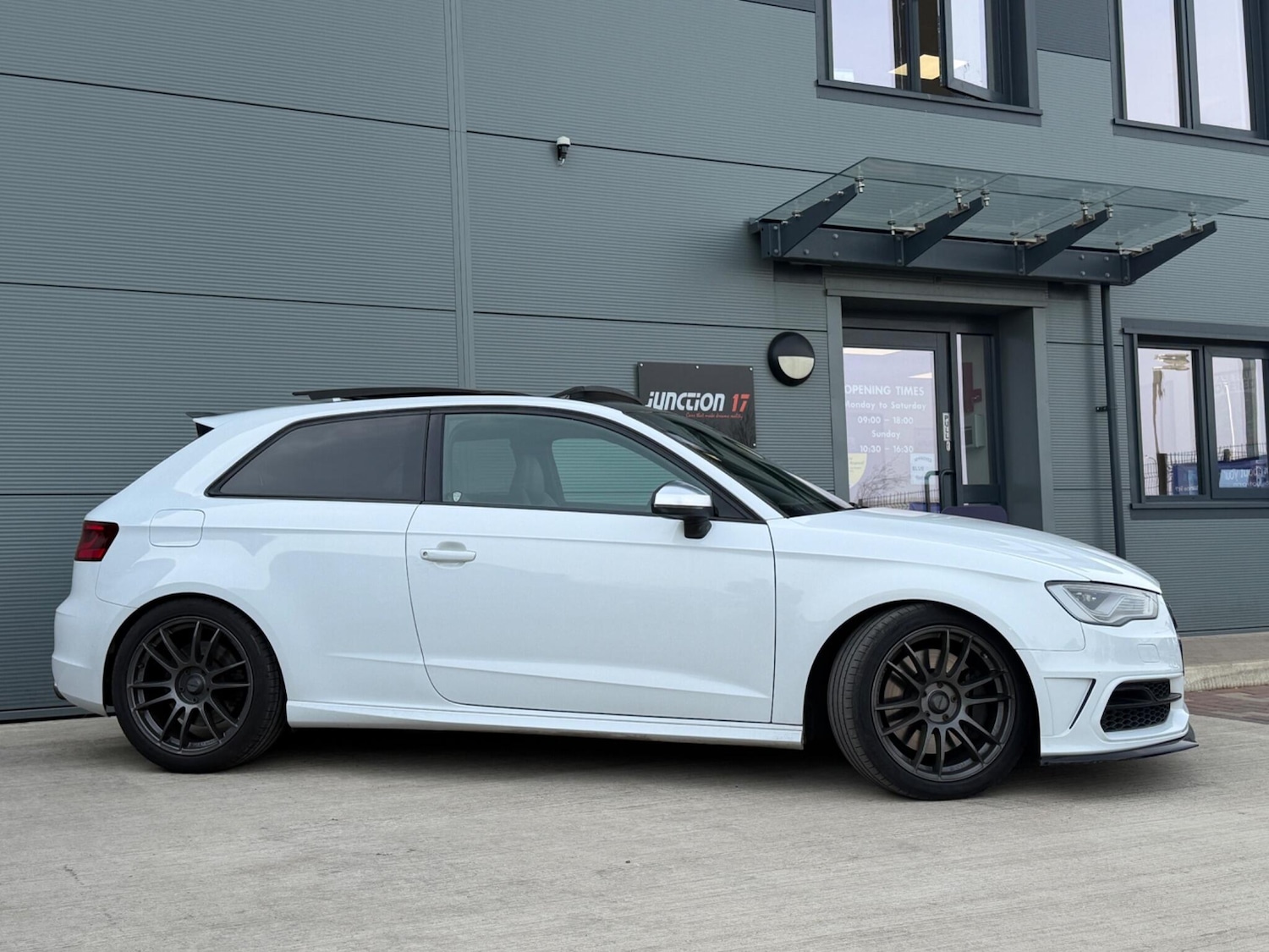 Used Audi A3 2014 for sale - 77970537: Photo 15