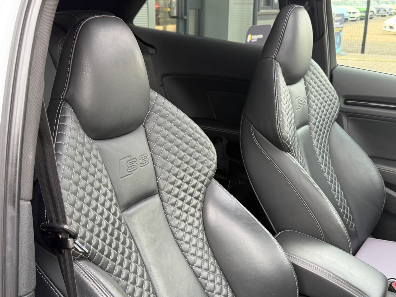 Used Audi A3 2014 for sale - 77970537: Photo 3