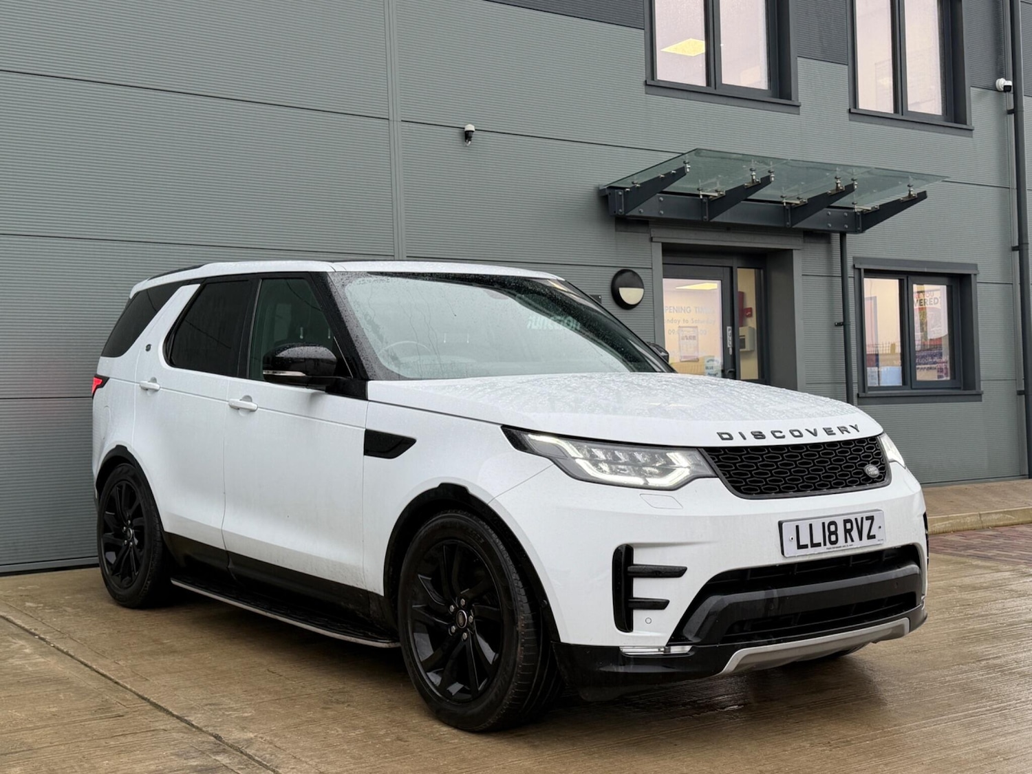 Used Land Rover Discovery 2018 for sale - 77723382: Photo 3