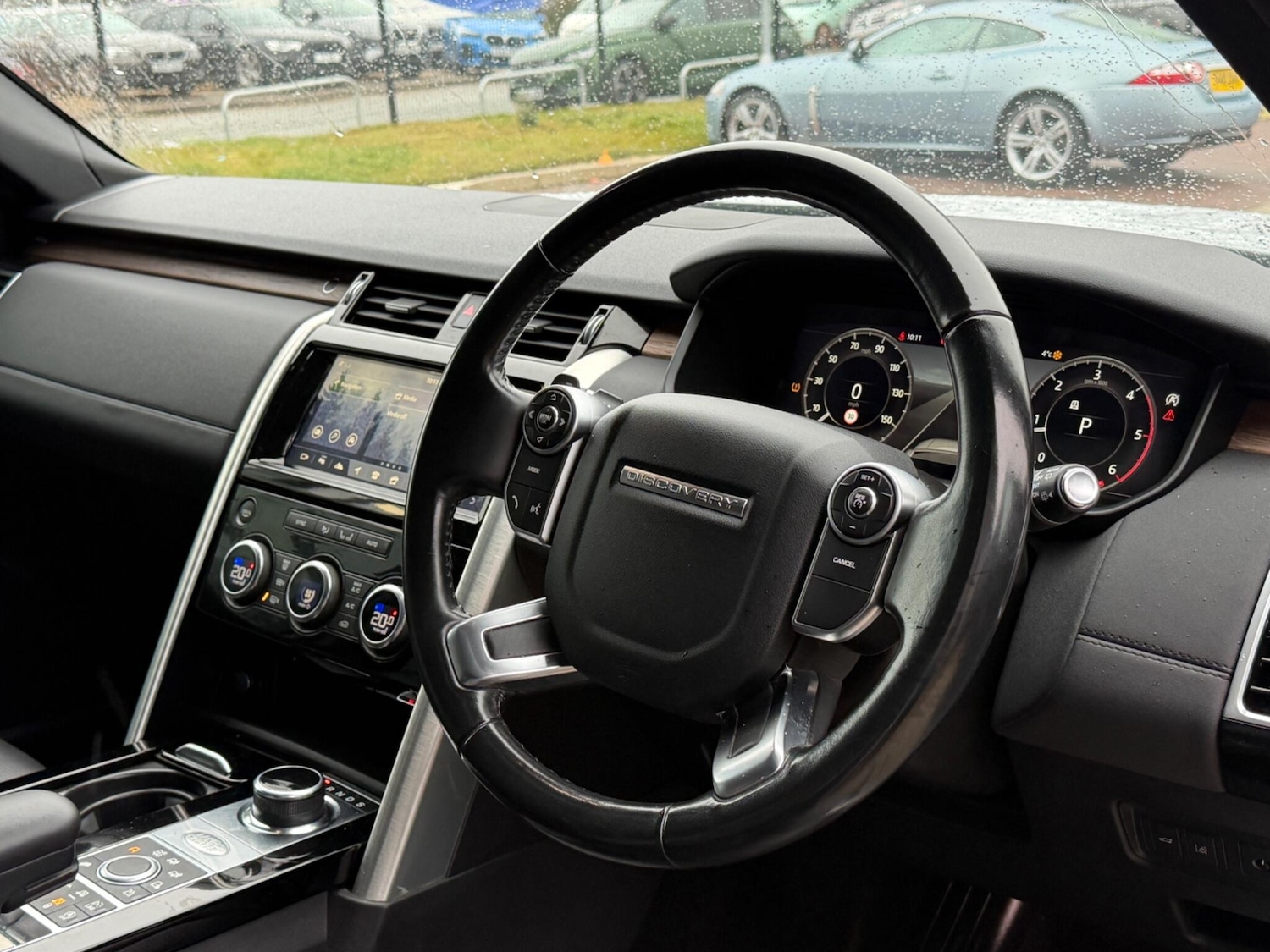 Used Land Rover Discovery 2018 for sale - 77723382: Photo 6