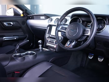 Used Ford Mustang 2016 for sale - 76657576: Photo