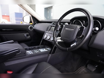 Used Land Rover Discovery 2020 for sale - 79169196: Photo