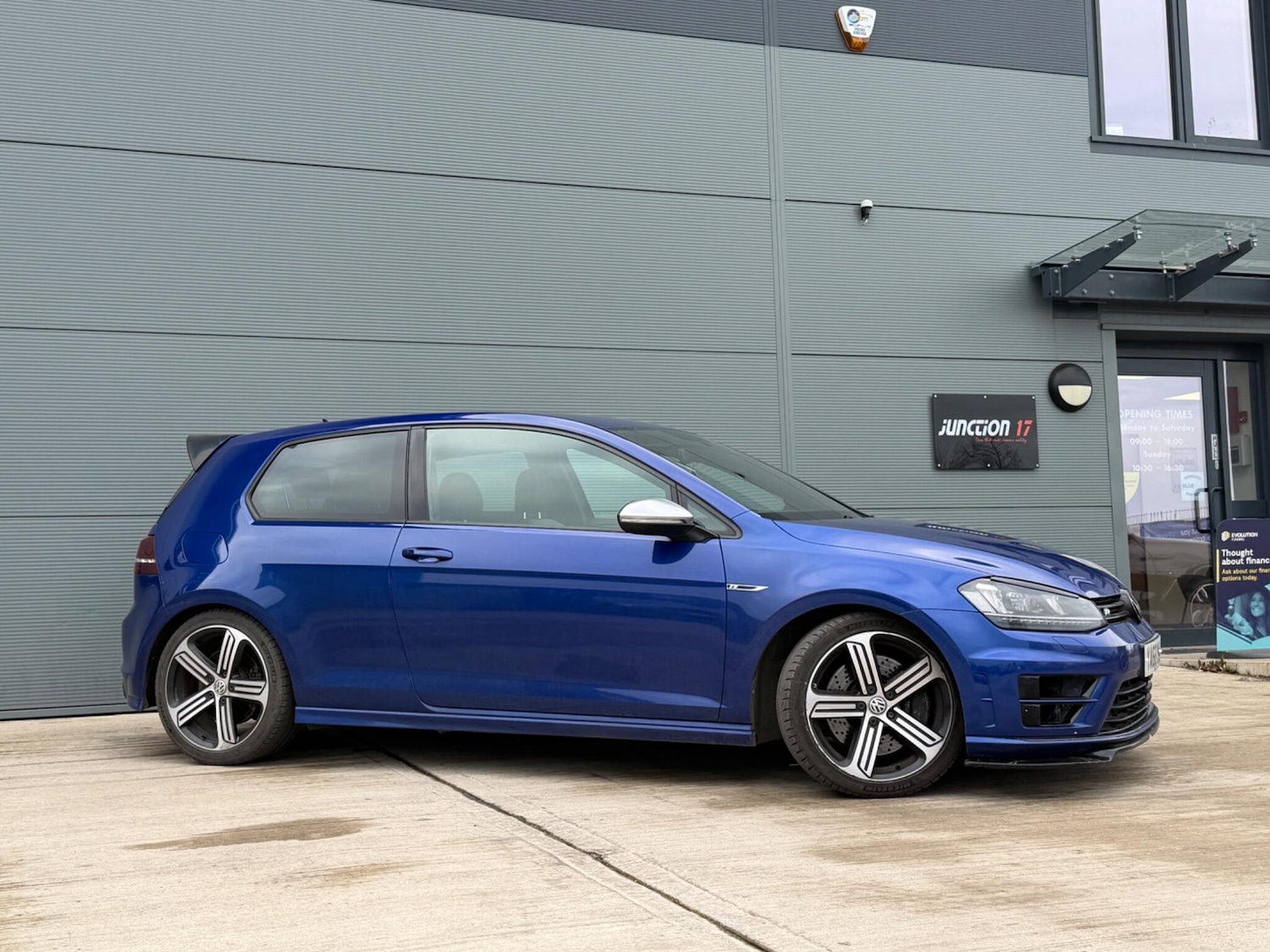 Used Volkswagen Golf 2017 for sale - 78046950: Photo 15