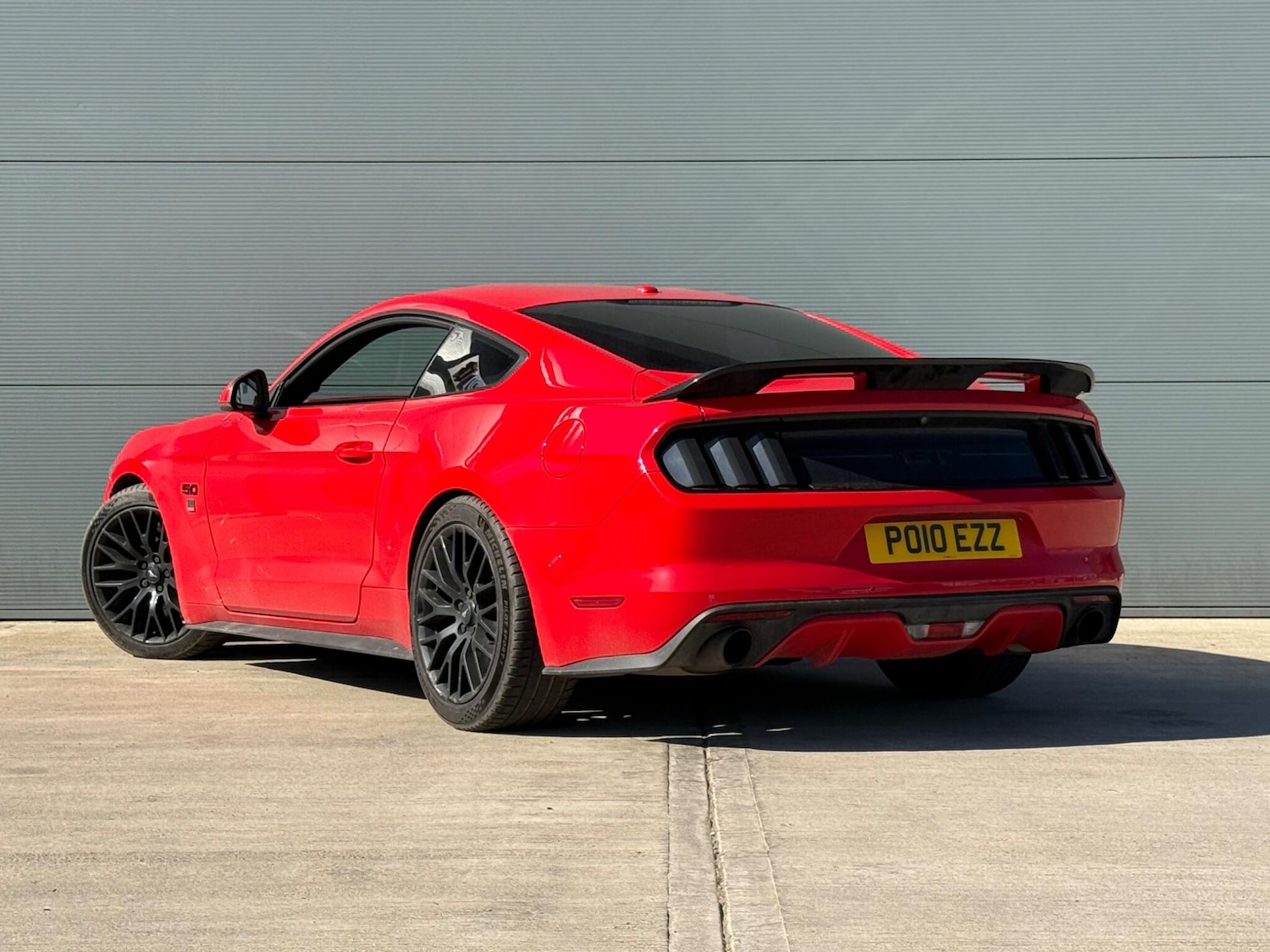 Used Ford Mustang 2016 for sale - 77957862: Photo 2