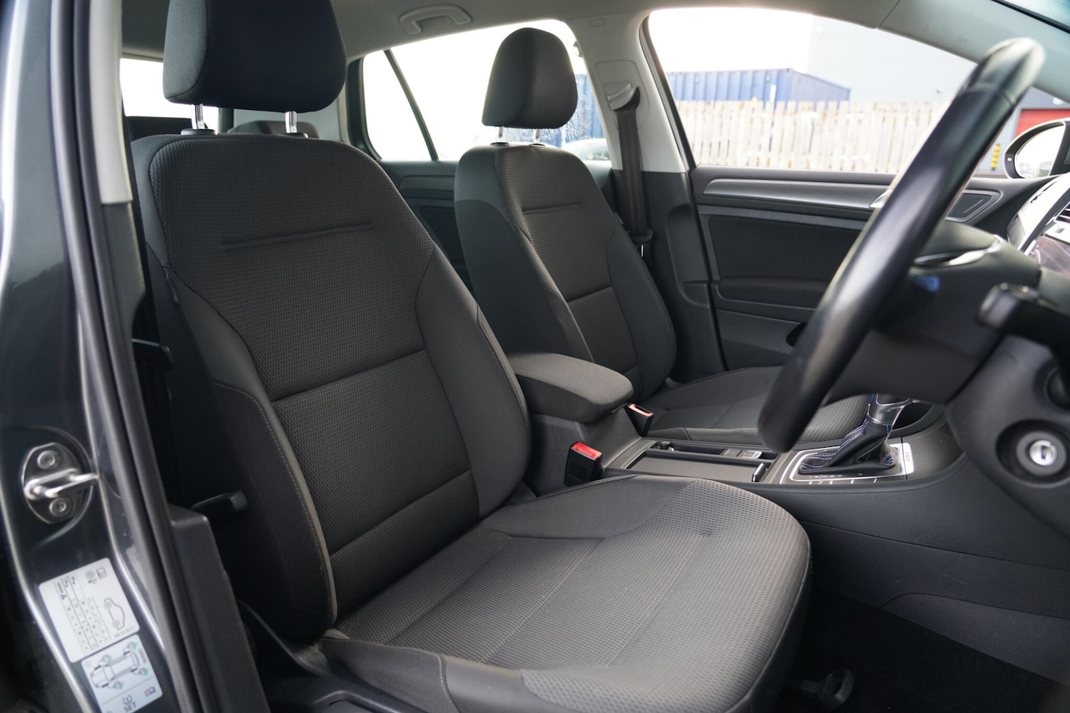 Used Volkswagen Golf 2019 for sale - 77015994: Photo 11