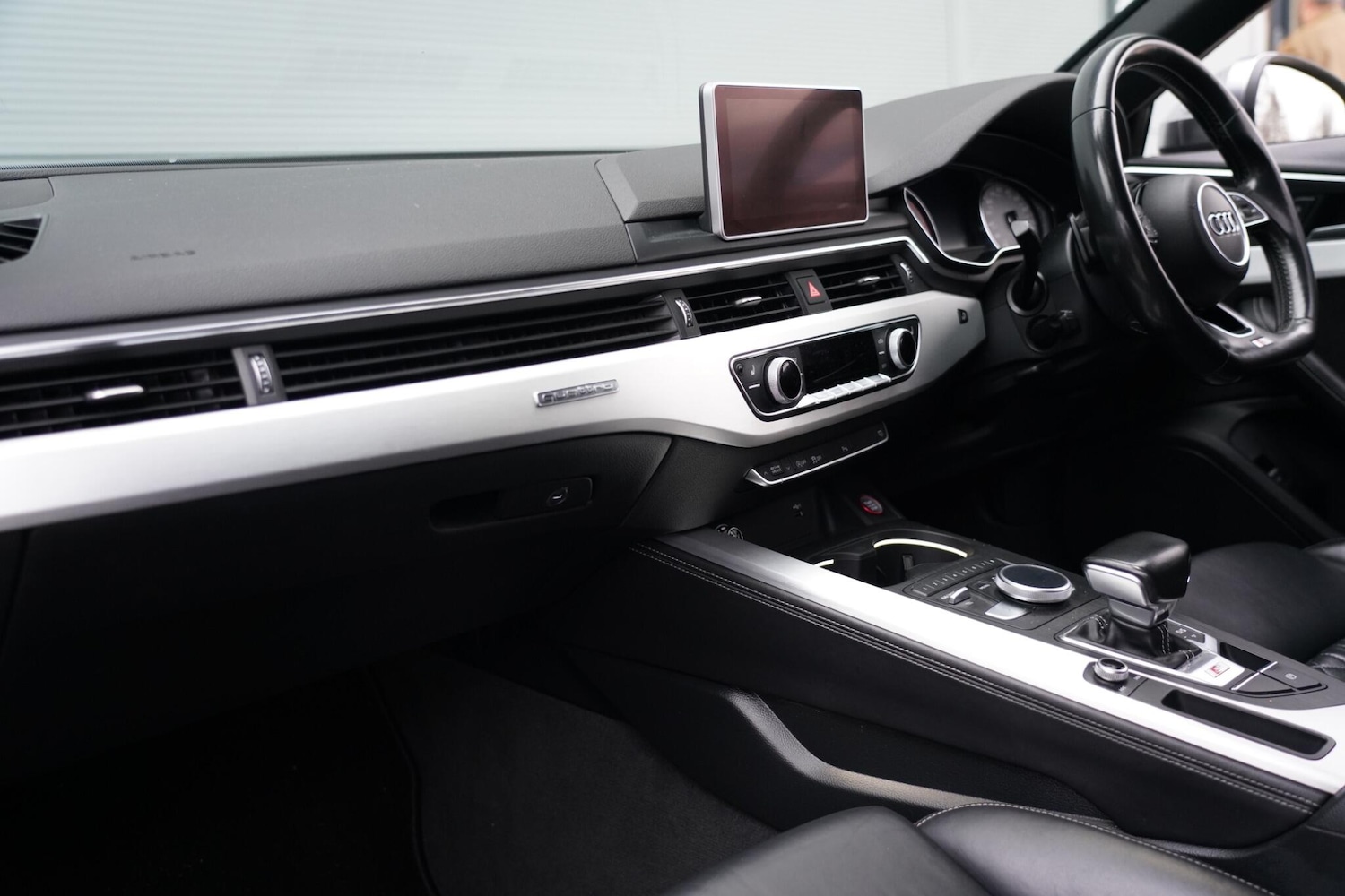 Used Audi A4 2018 for sale - 77267744: Photo 15