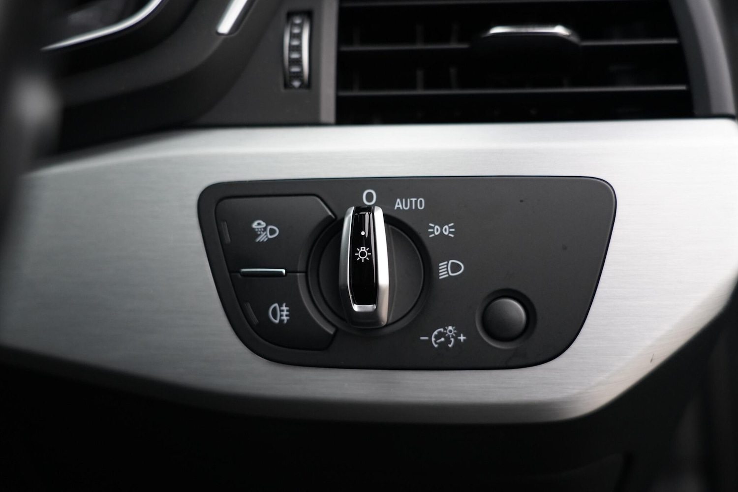 Used Audi A4 2018 for sale - 77267744: Photo 29