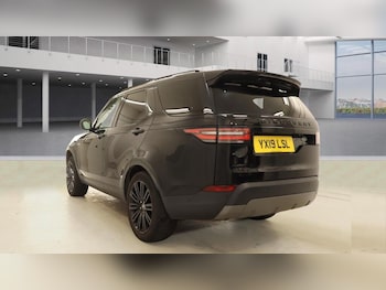 Used Land Rover Discovery 2019 for sale - 77784699: Photo