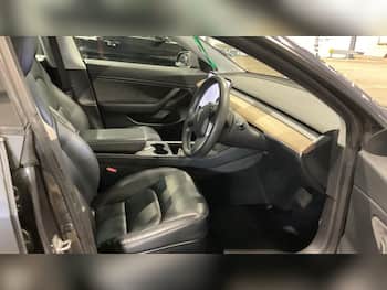 Used Tesla Model 3 2020 for sale - 79680960: Photo