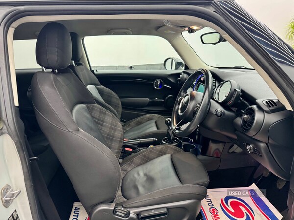 Used MINI Hatch 2018 for sale - 76167718: Photo 17