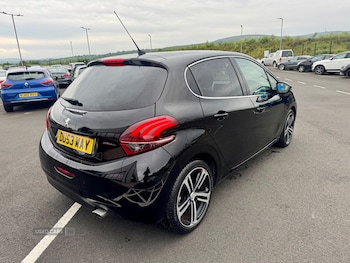 Used Peugeot 208 2017 for sale - 78935766: Photo
