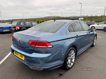 Used Volkswagen Passat 2017 for sale - 76240505: Photo 3