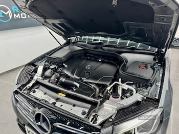 Used Mercedes-Benz GLC 2019 for sale - 75327697: Photo