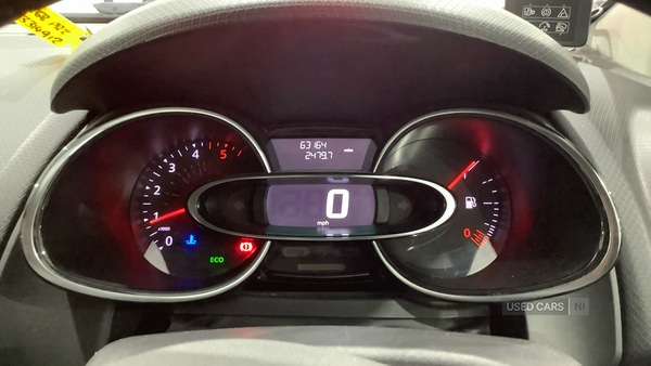 Used Renault Clio for sale - 76802736: Photo 10