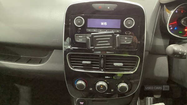 Used Renault Clio for sale - 76802736: Photo 11