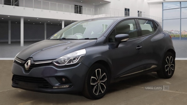 Used Renault Clio for sale - 76802736: Photo 2
