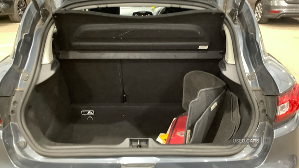 Used Renault Clio for sale - 76802736: Photo 7