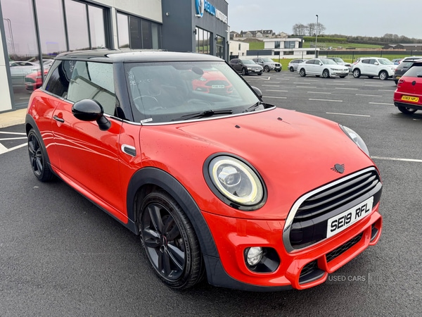 Used MINI Hatch 2019 for sale - 76899769: Photo 1