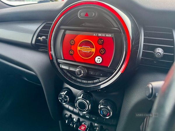 Used MINI Hatch 2019 for sale - 76899769: Photo 14