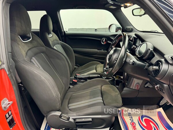 Used MINI Hatch 2019 for sale - 76899769: Photo 16